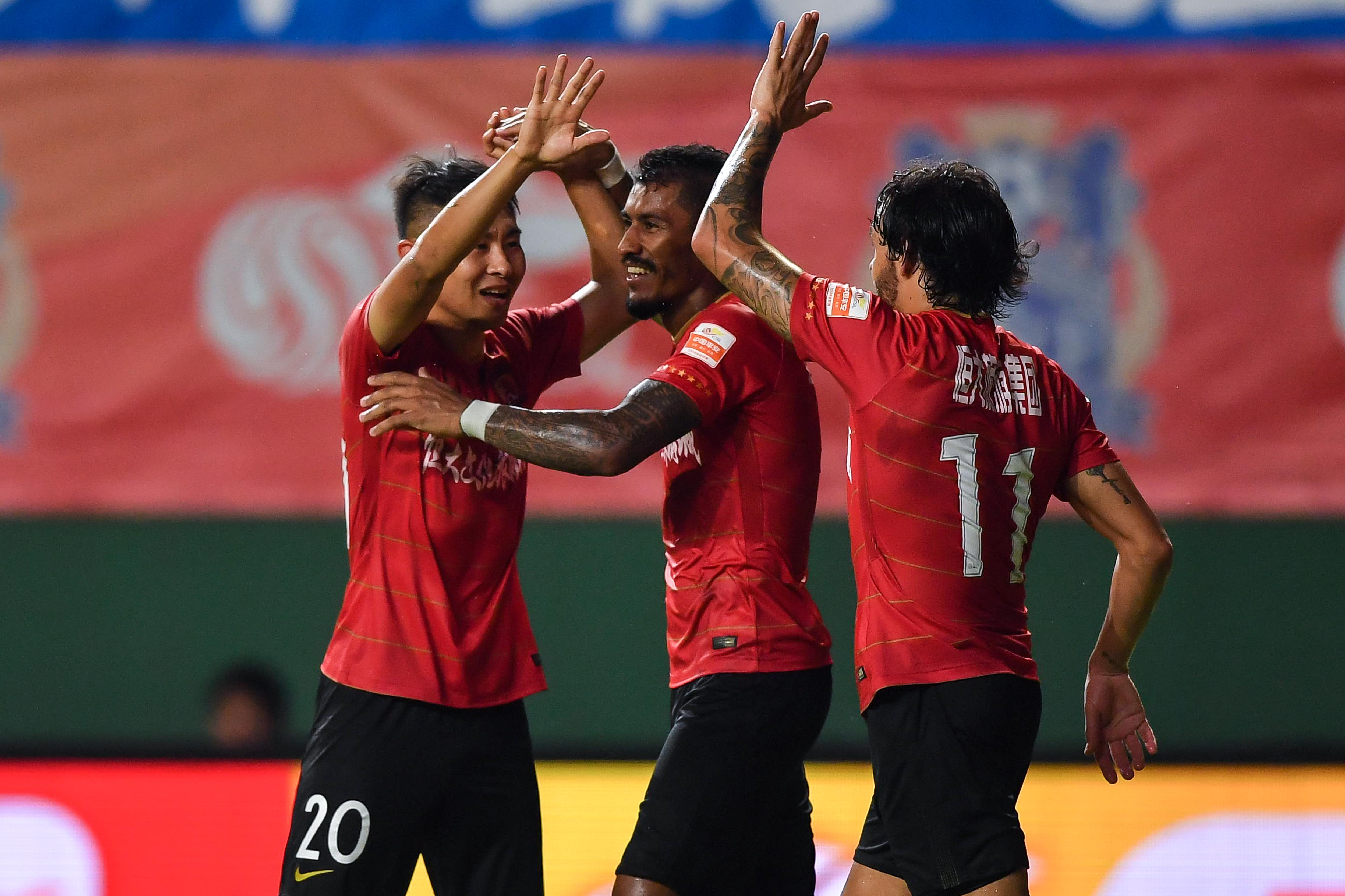 恒大射手连场进球,金靴得主! 恒大射手连场进球,金靴得主!