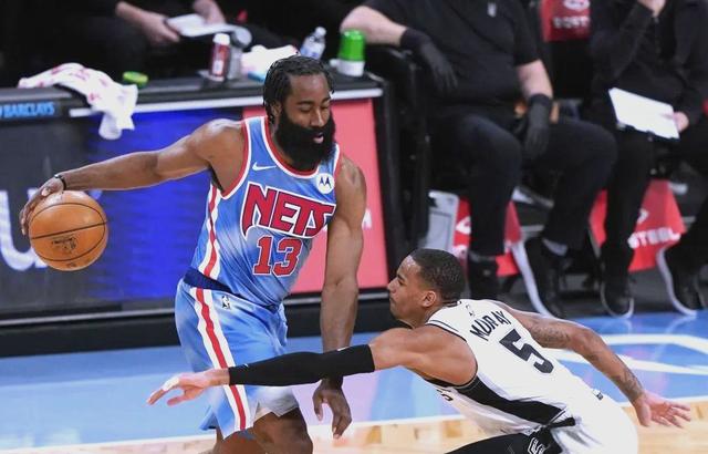 开云APP-快船击败马刺，篮网全队发挥出色