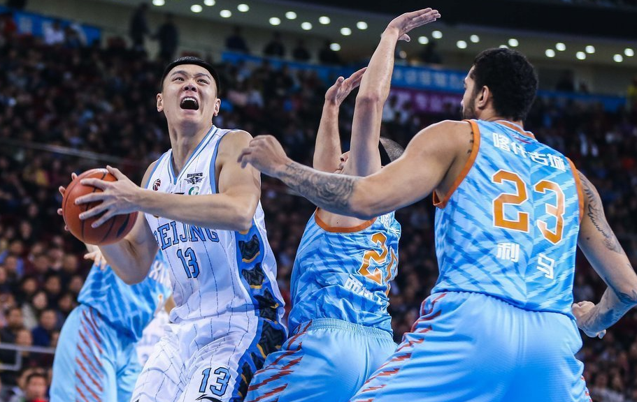 包含北京首钢再获胜利,向季后赛发起冲击的词条 包含北京首钢再获胜利,向季后赛发起冲击的词条