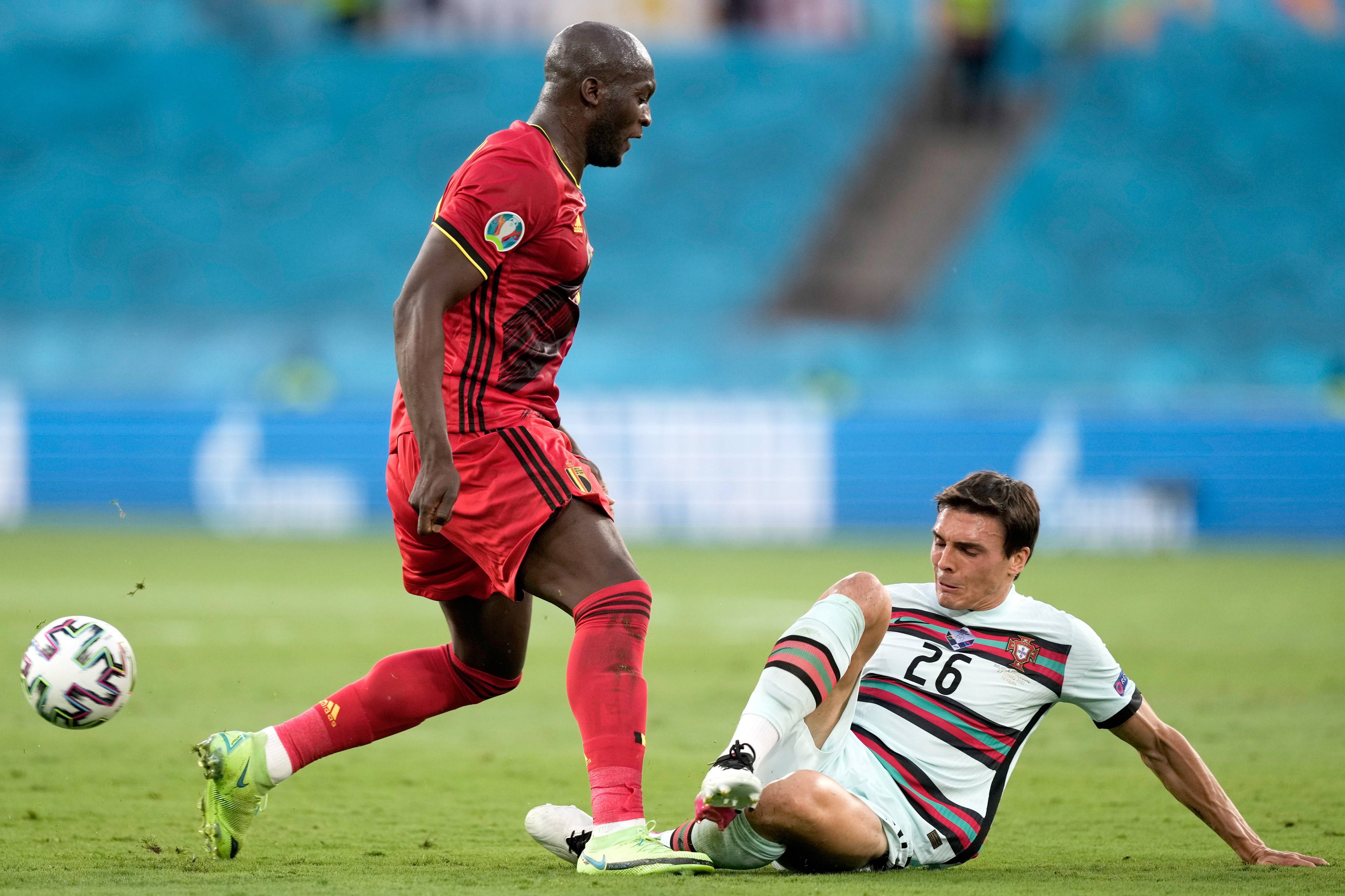 比利时球员展现超强实力，领队晋级淘汰赛