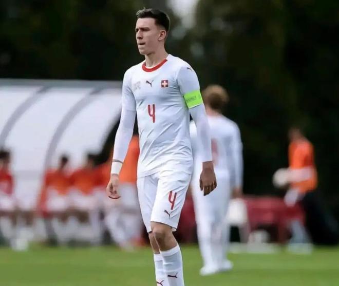 佛罗伦萨青训培养成果喜人，越来越多年轻球员跻身一线队的简单介绍