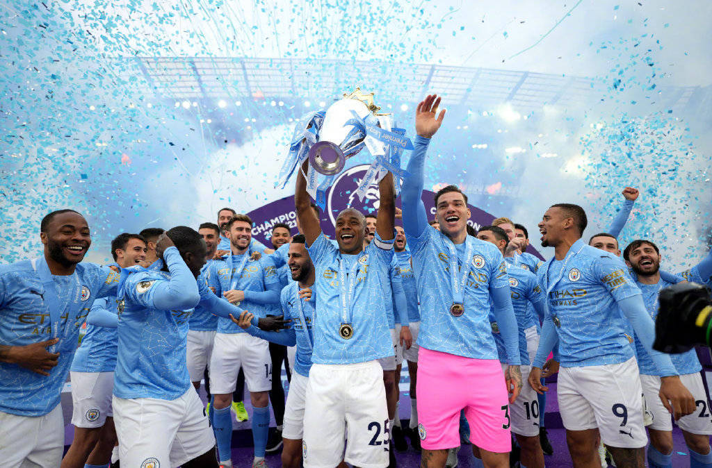 曼城客场战胜沃特福德，领跑英超榜首