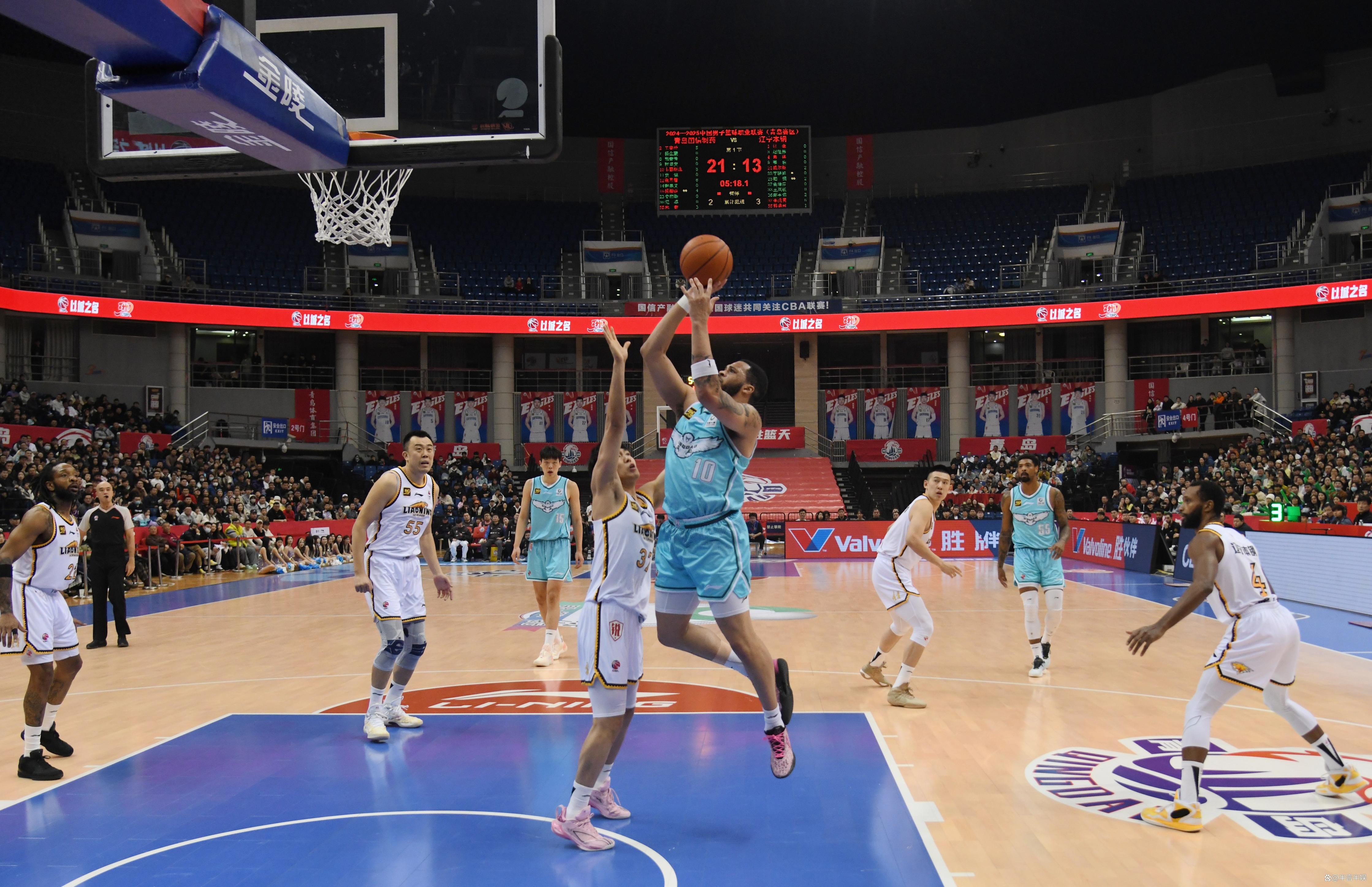 球队核心球员伤愈重返赛场备战 球队核心球员伤愈重返赛场备战