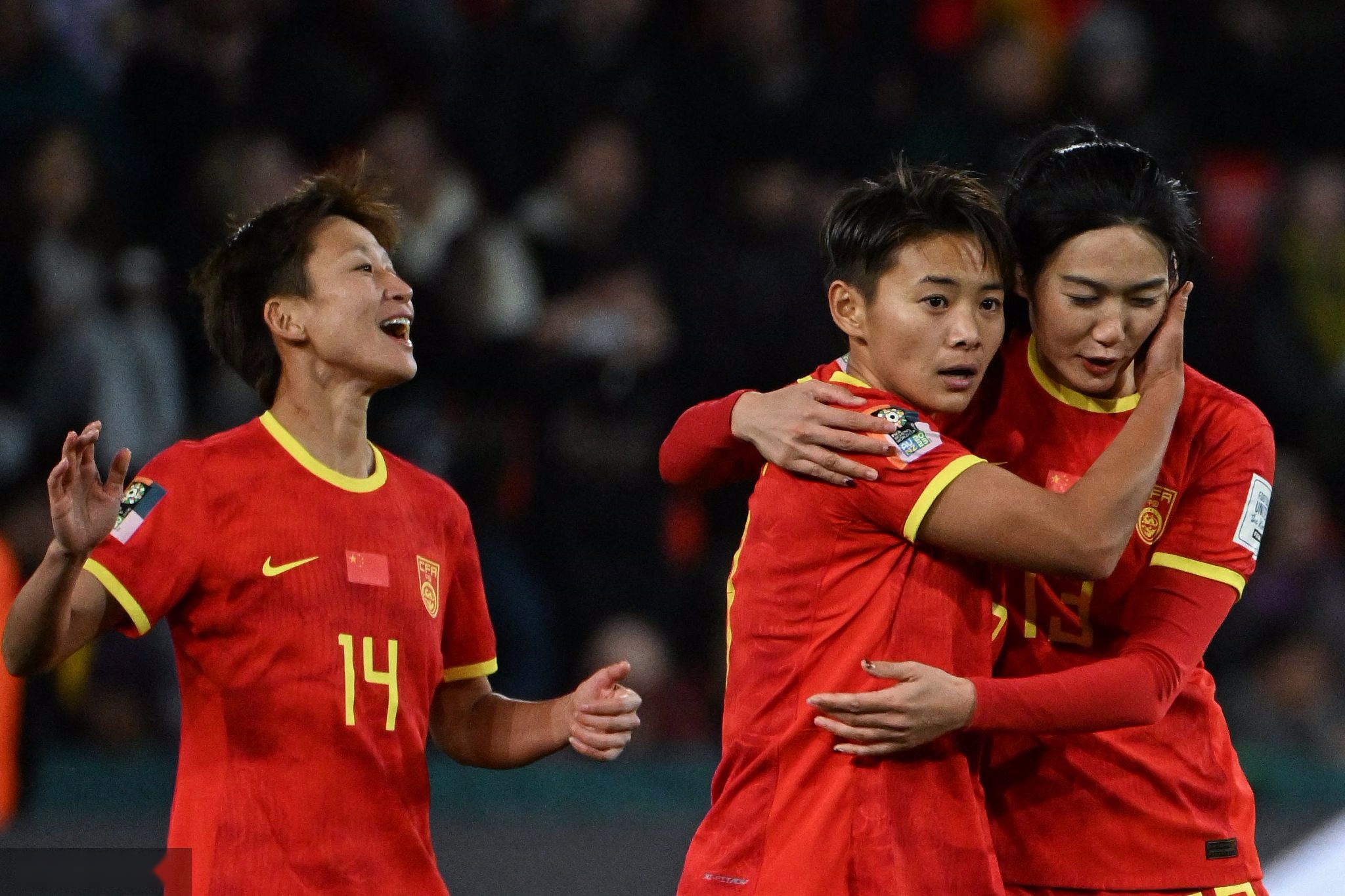 中国女足队员个个状态火热,连续进球 中国女足队员个个状态火热,连续进球