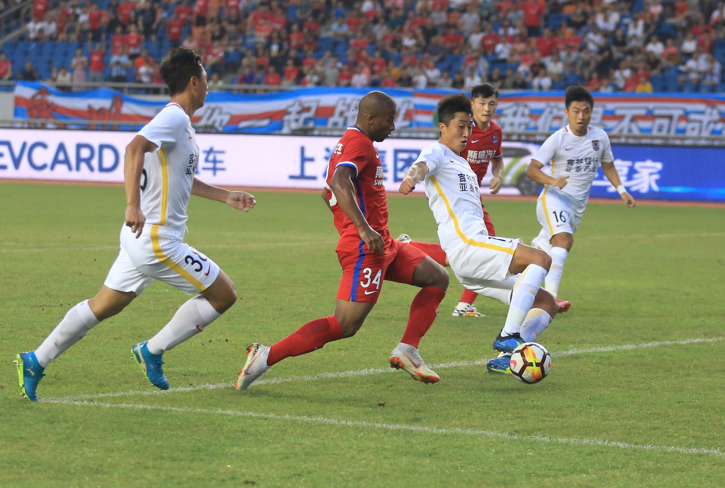 关于重庆斯威主场取胜，全队欣喜若狂的信息