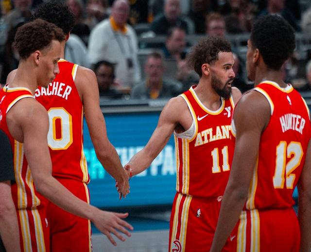 开云体育平台APP-步行者队进攻陷入低潮主场负于老鹰