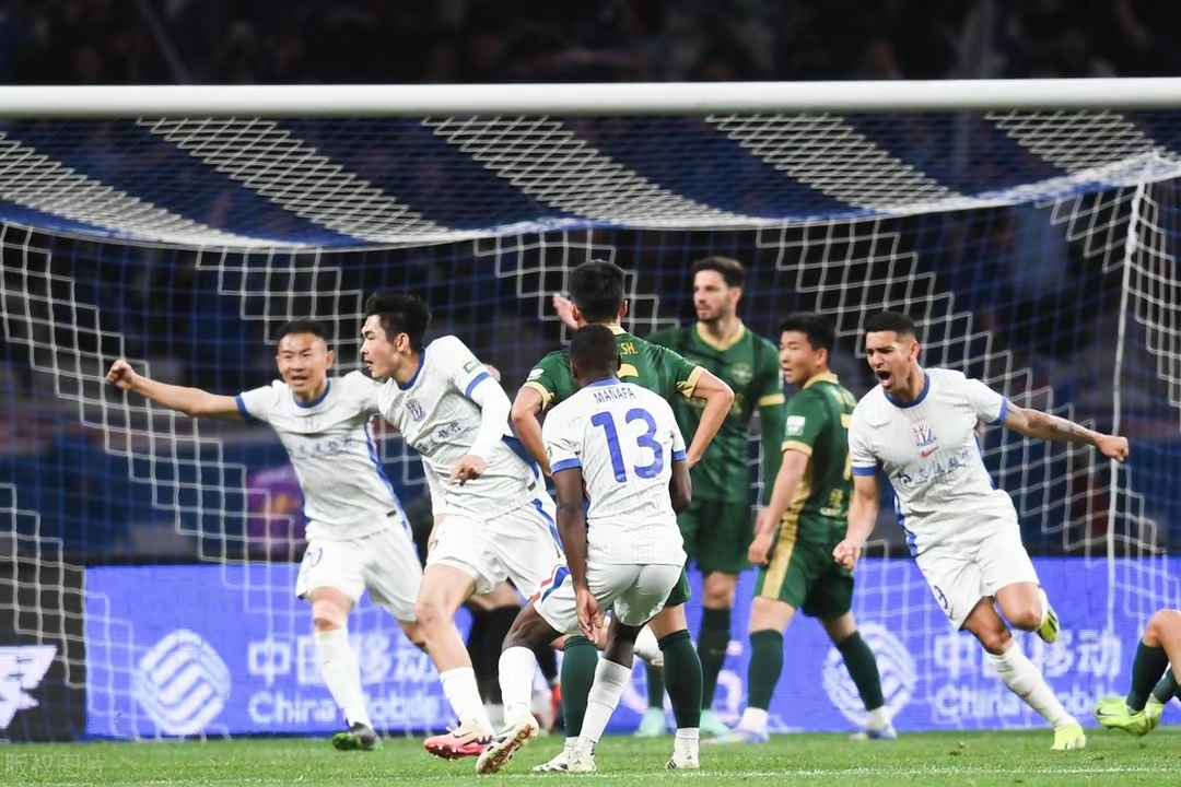 开云下载-强队遭遇激烈比赛，逆转晋级