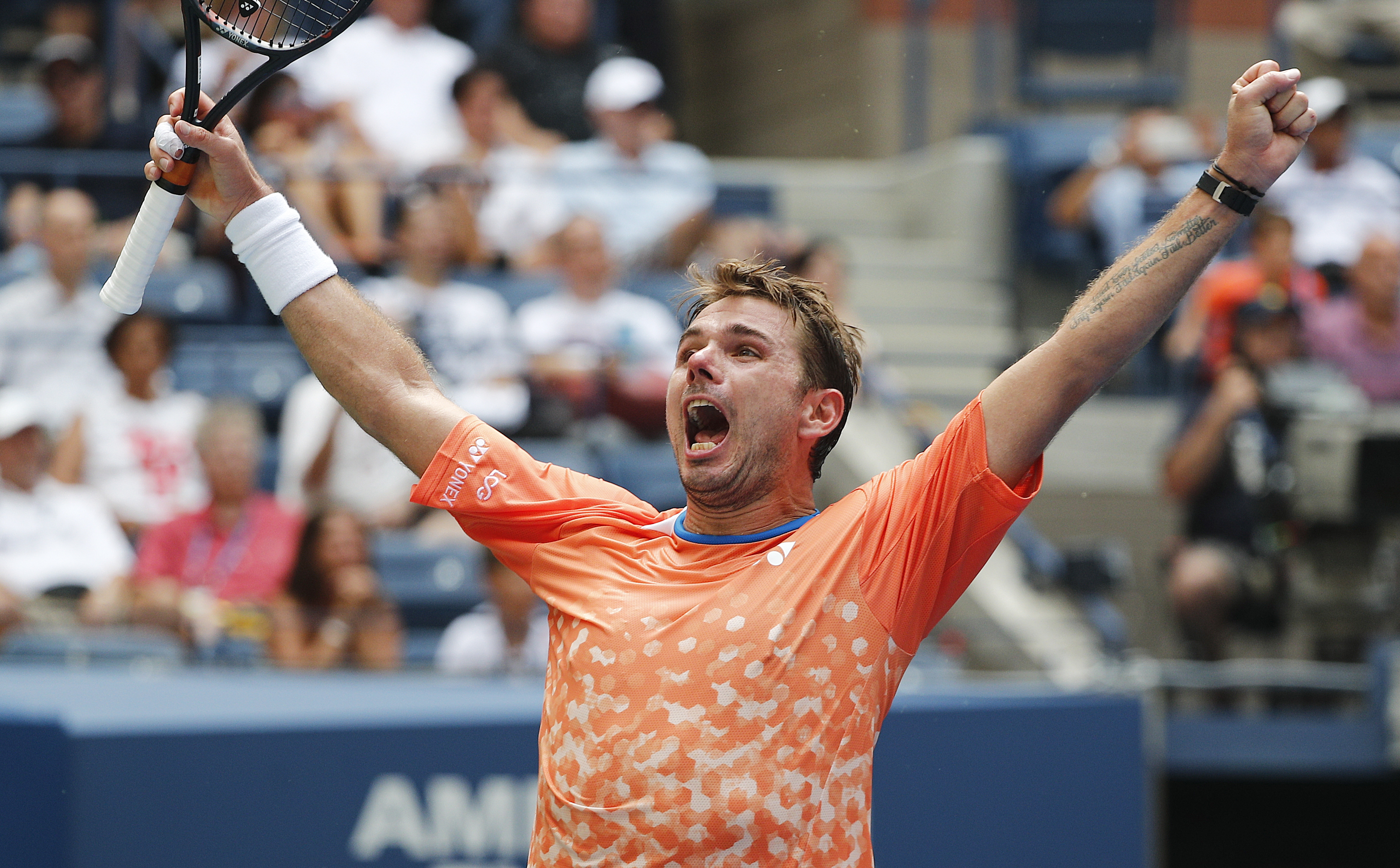 包含英国网球队爆冷法国网球队，瓦林卡送出助攻的词条