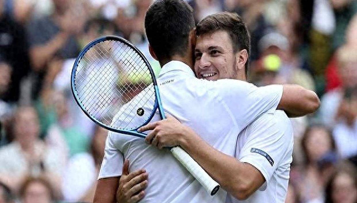 开云体育登录-蒙特卡洛大师赛横扫温网，德约科维奇惊艳四座