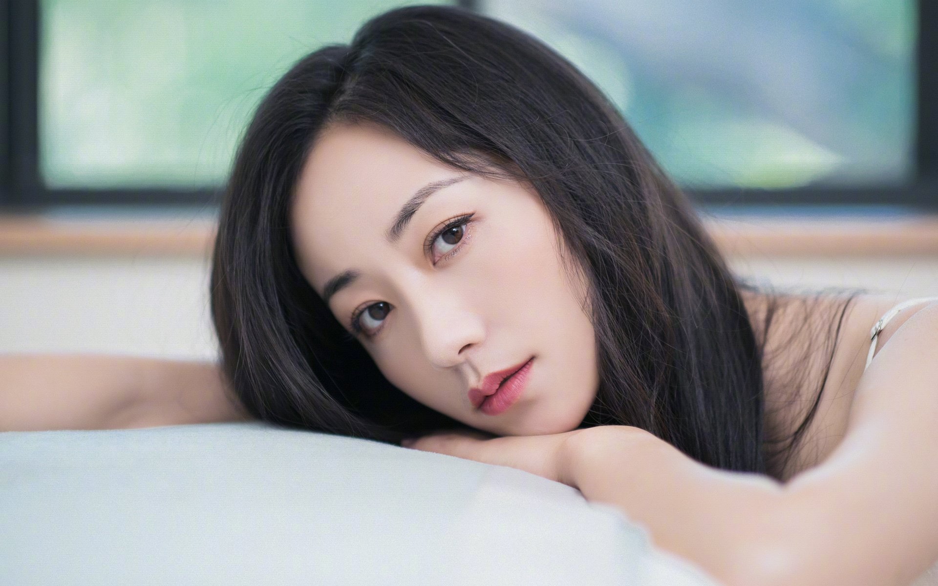 开云下载-黑暗中的火焰，哈兰德如何引领欧冠决赛之夜的宏伟交响