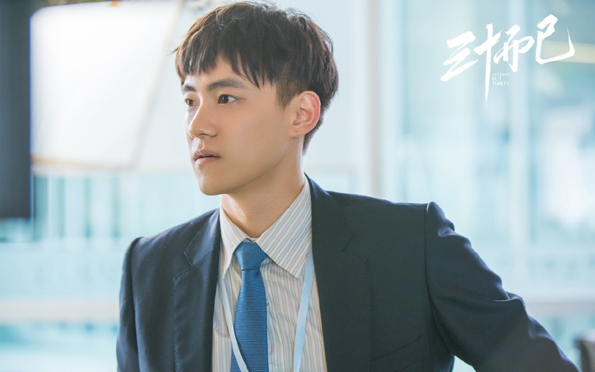 开云体育在线-勇士压哨绝杀与哈登欧冠神迹，跨越竞技场域的孤勇者共鸣