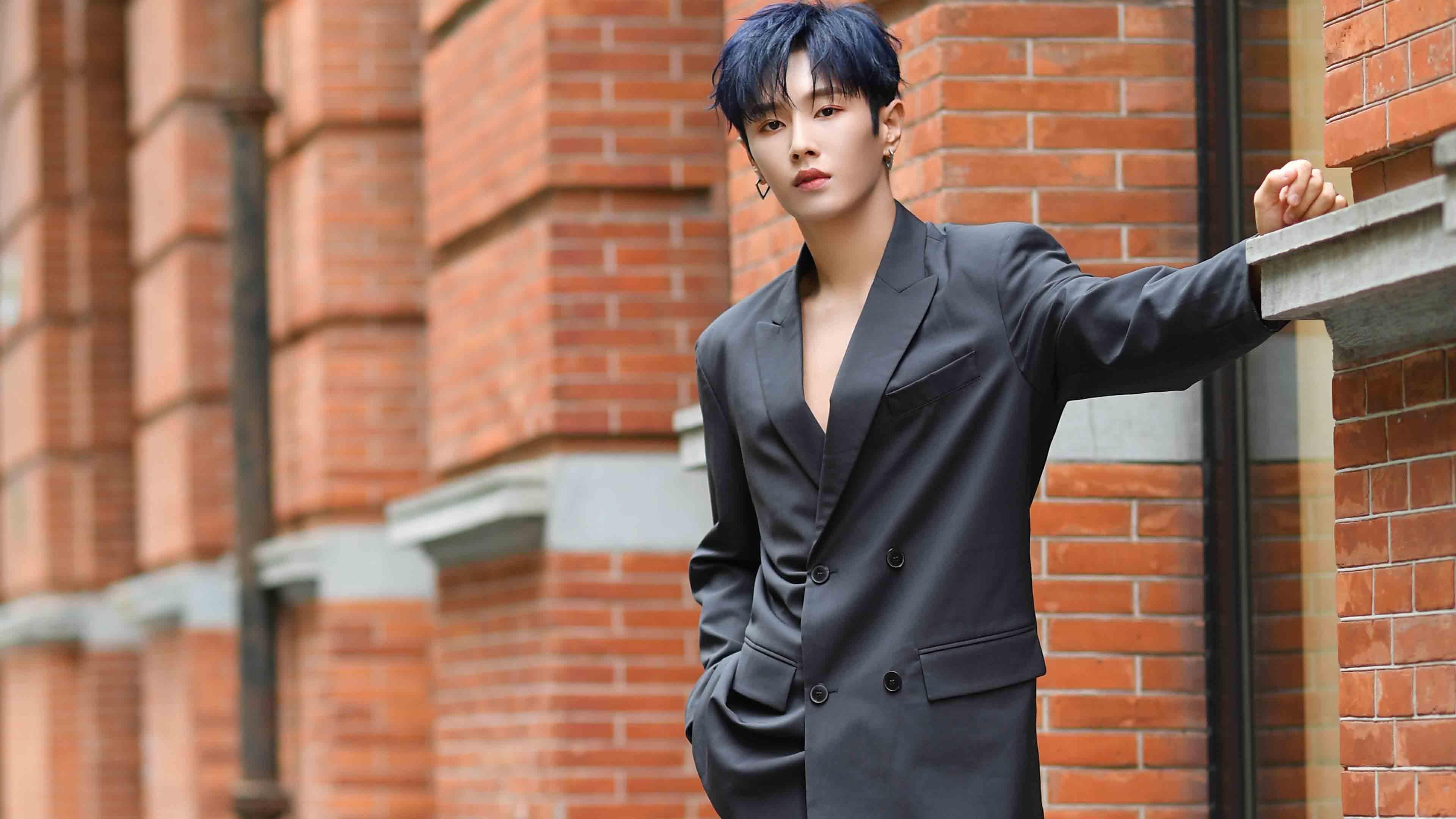 戈贝尔内线统治力尽显，老鹰末节发力强行终结马刺